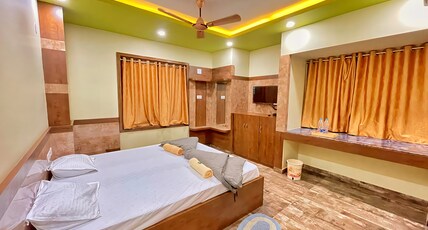 Prasanti Convention Room Type - Deluxe Ac Room
