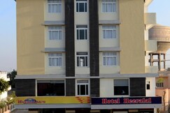 Hotel Heeralal