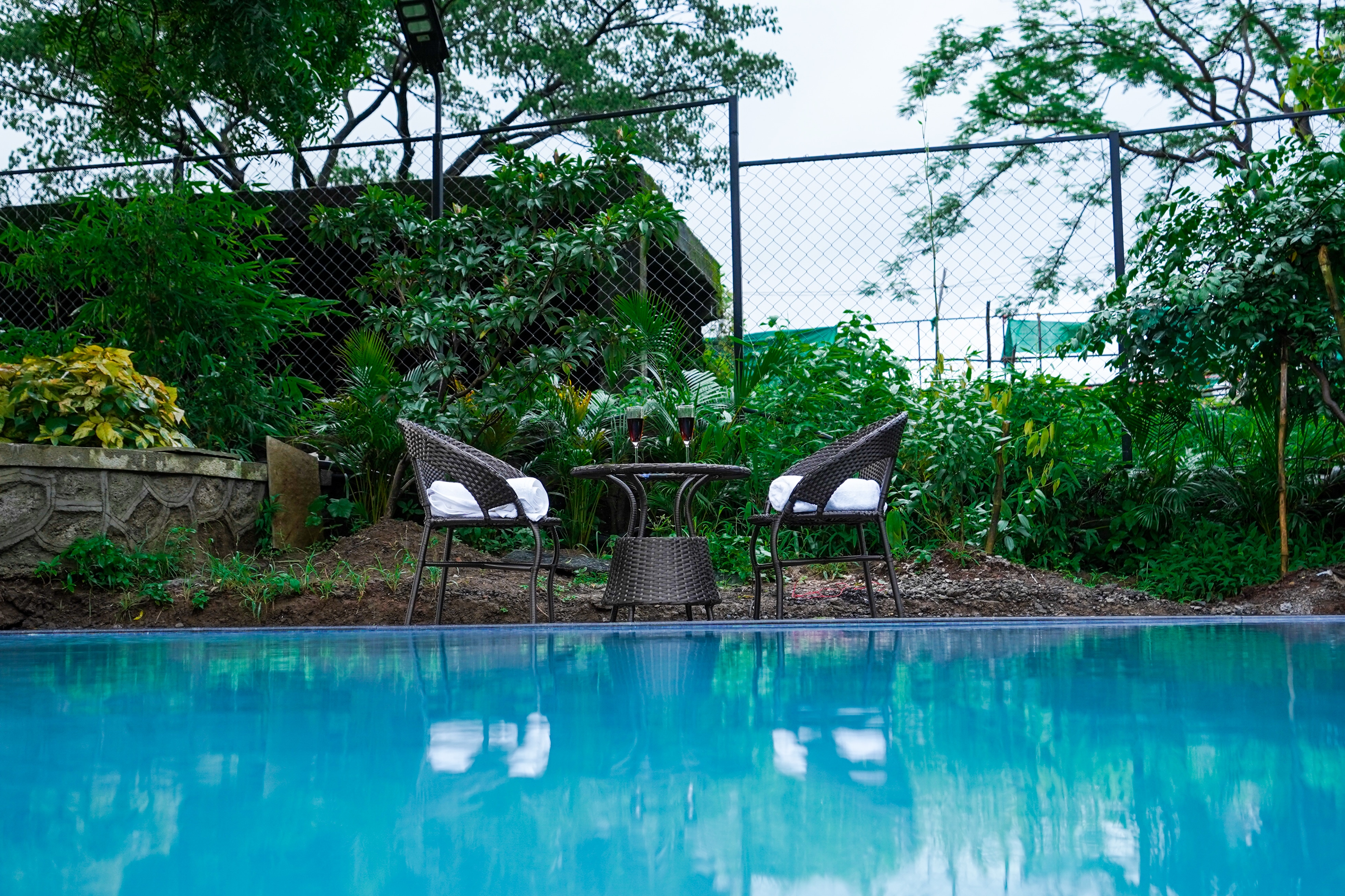 NInad Premium Suites - Tap to explore photos