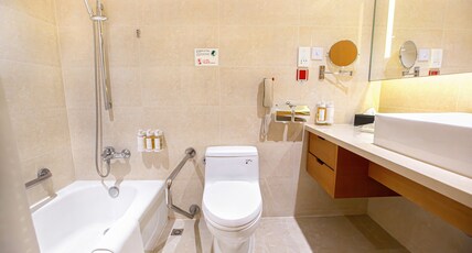 Holiday Inn Macau Room Type - 1 King Standard Accessible