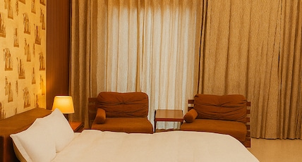 Dreamanor Blissful Stay Room Type - The Golden Retreat Dreamanor Blissful Stay Room Type - The Golden Retreat