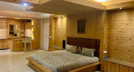 Whispering Winds Villa Rooms & Cottages |Stags Not Allowed Room Type - Maharaja suite