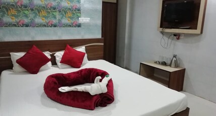 SWASTIK REGENCY Room Type - A.C. Deluxe Stair Side Room
