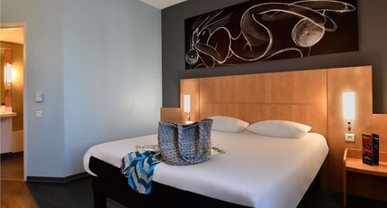 Ibis Les Herbiers Room Type - Room with 1 double bed equipped with the new bedding