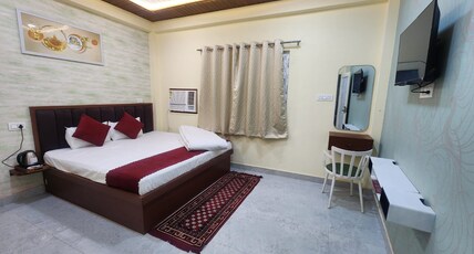The Trishul Stay Room Type - Executive Room