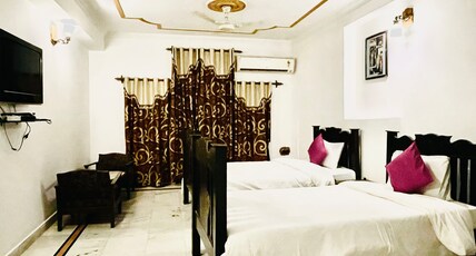 Hammeer Garhi Heritage Resort Room Type - Deluxe Room