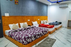 Rooms of Qcent Bairagarh Resort Rishikesh