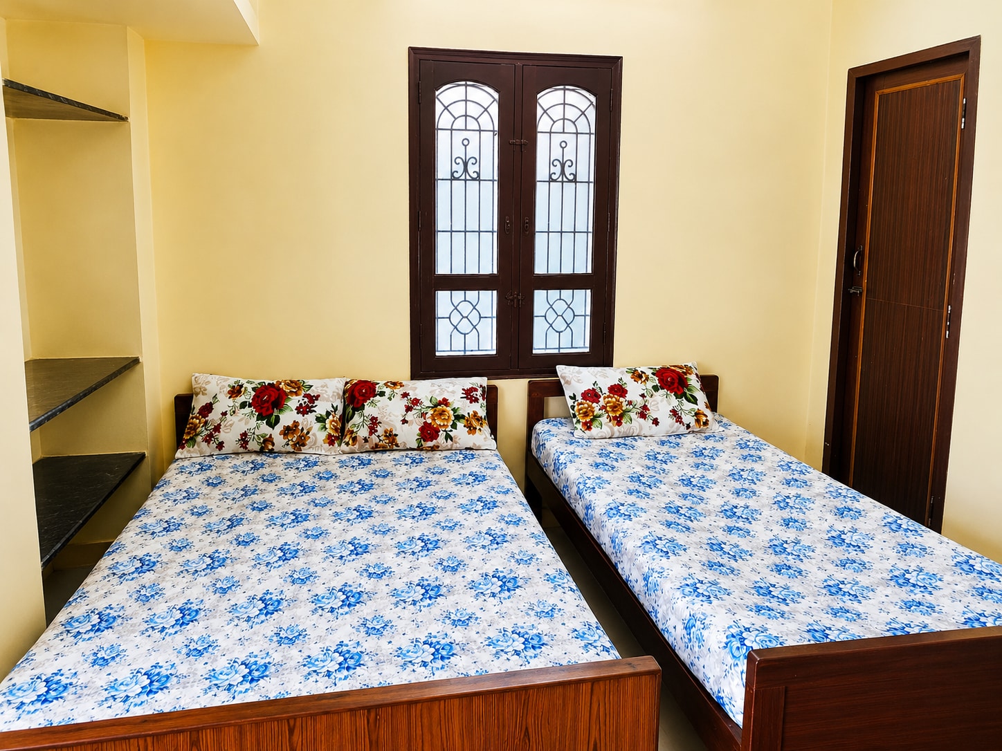 Courtallam Cottage - Tap to explore photos