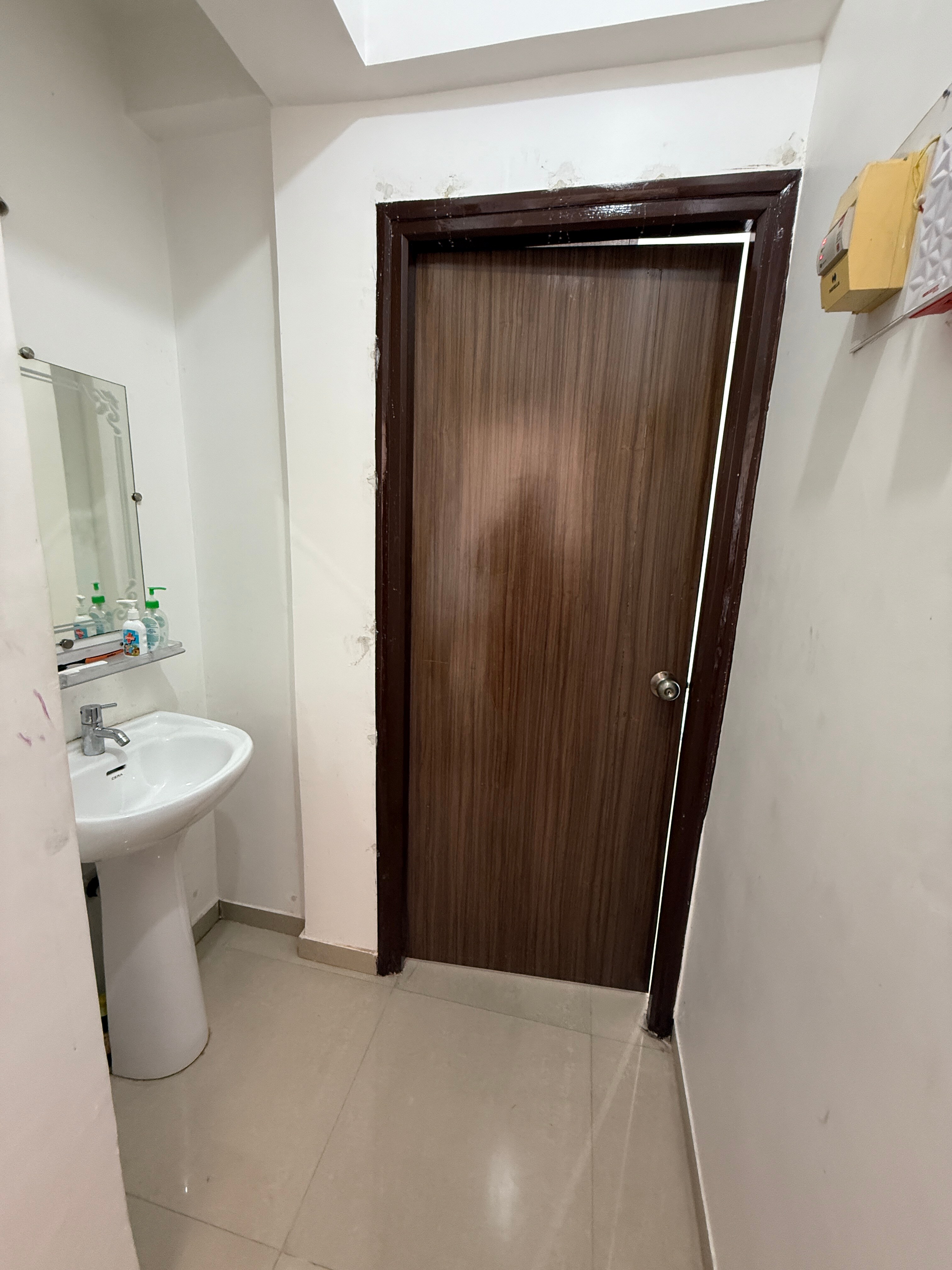 Anandeshwar Kutir - Tap to explore photos