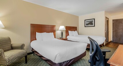 Best Western Plus Augusta Civic Center Inn Room Type - Accessible - 2 Double, Mobility Accessible, Communication Assistance, Walk In Shower, Non-Smoking, F