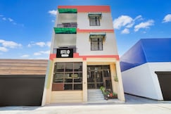 Super Hotel O Tyagi Road Near Prince Chowk