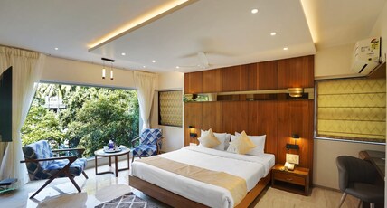 Hotel Everest Regency Room Type - Premium Room