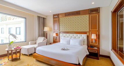 DLG Hotel Danang Room Type - Premium Double Room with Sea View