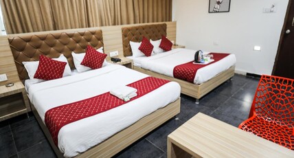Supraja Cyber View Hotel Hitech City Room Type - Family Room