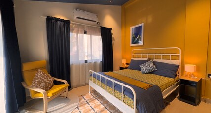 SHANTAI LUXURY HOME STAY Room Type - Amber (Double Sharing)