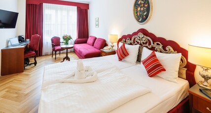 Hotel Royal Vienna Room Type - Deluxe Double Room