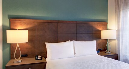 Staybridge Suites TORONTO - VAUGHAN SOUTH Room Type - Studio Suite