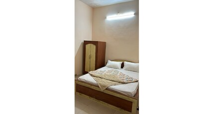 Hotel Bombay Plaza Room Type - Deluxe Room