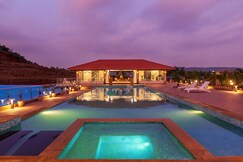 StayVista | La Palm Pool Villa
