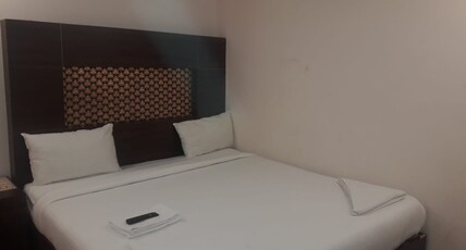Starlight Hotels MYLAPORE Room Type - Suite Room