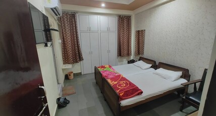 GANGOTRI HOTEL Room Type - AFFORDABLE AIRCONDITONED ROOM