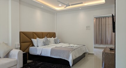 Rhododendron resort, phesama Room Type - Suite room 103