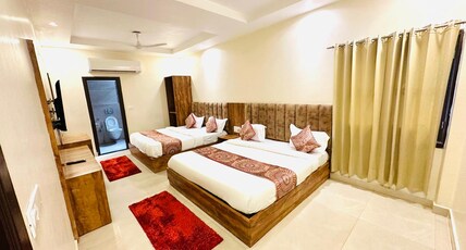 Osashan Residency Room Type - Deluxe Room Double Bed