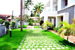 Shamrock Home Stay (5-Bedroom Bungalow)