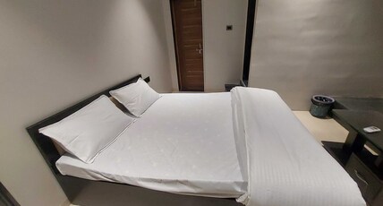 Hotel O 24 Inn Room Type - Classic