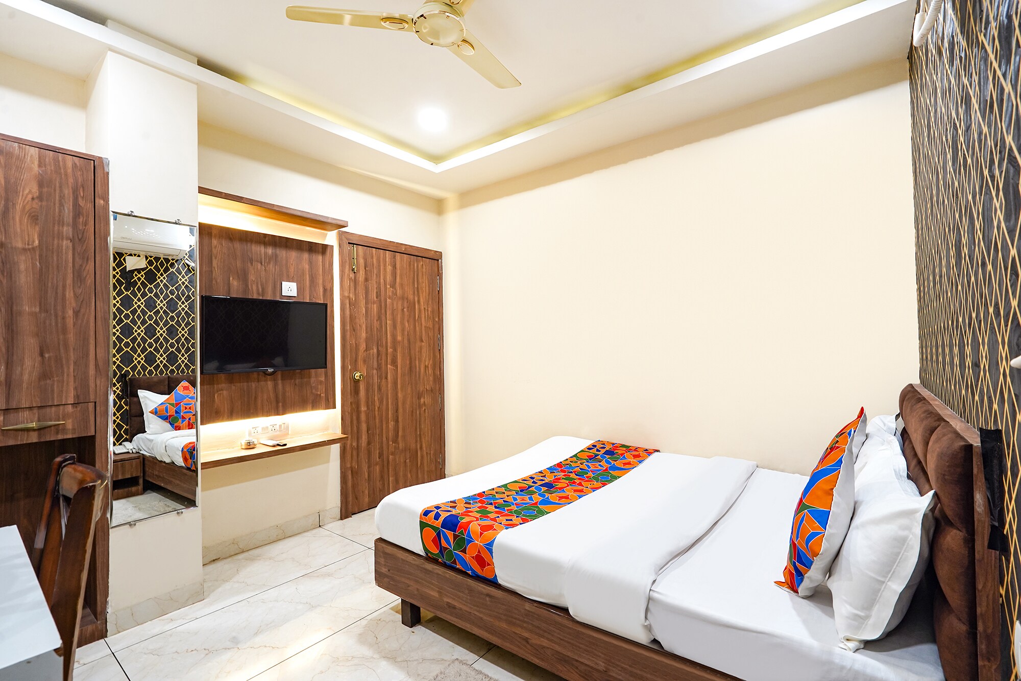 FabHotel Zamzam Residency, Bhopal Railway Station - Tap to explore photos