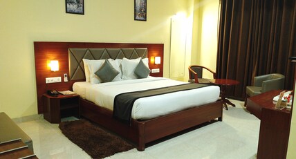Hotel Ballerina. Room Type - Club Room