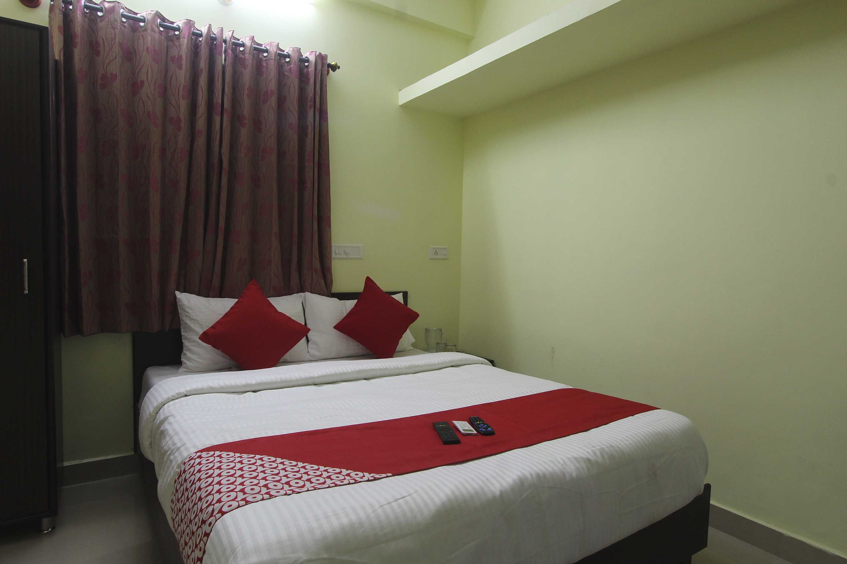 Hotel O V R Residency Near Sri Amruth Chithra Mandira - Tap to explore photos