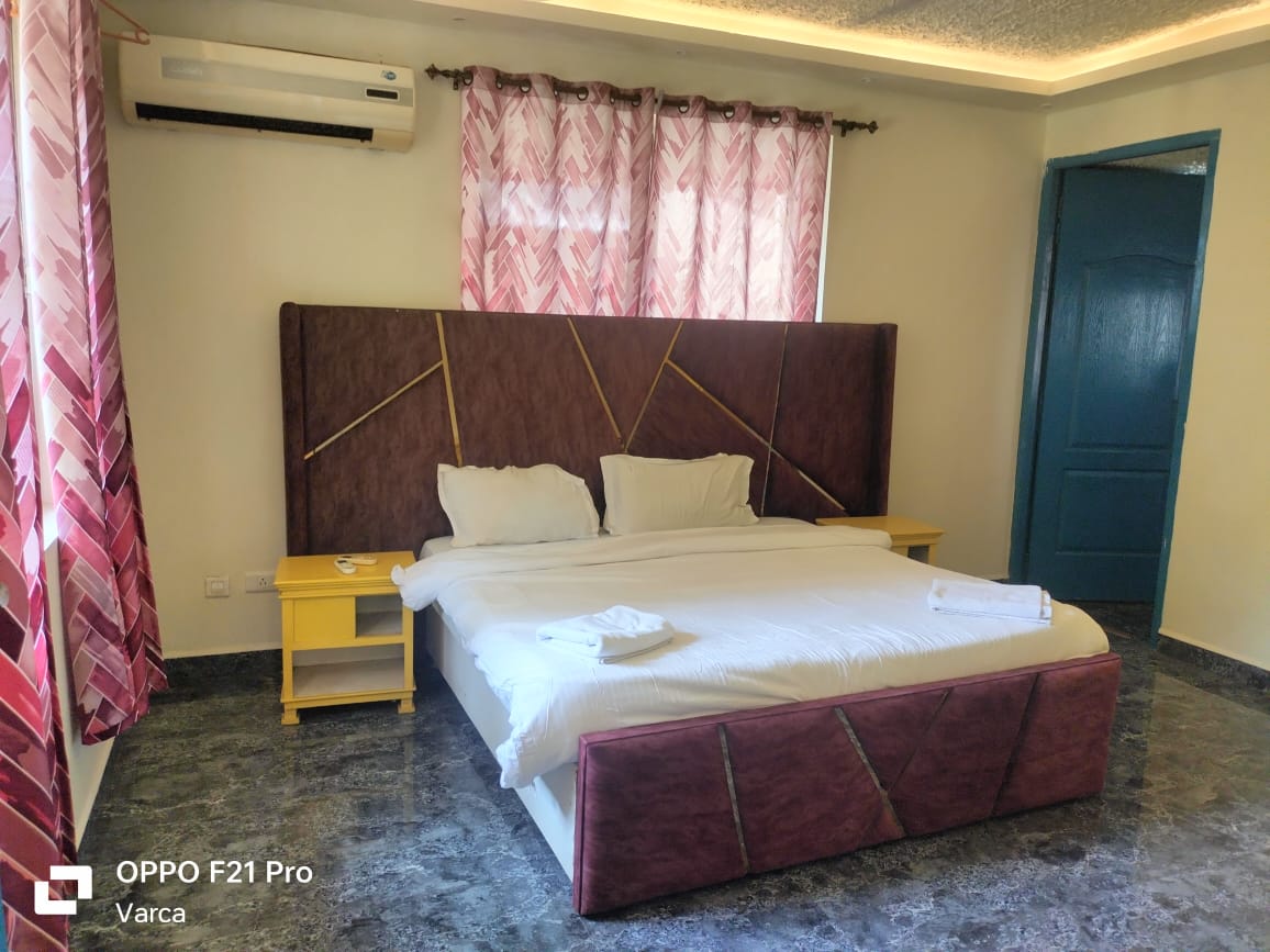 Serene 3BHK Villa - Tap to explore photos