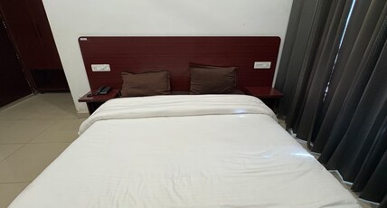 Kamaksha Palace Room Type - ECONOMY DOUBLE ROOM