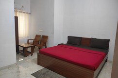 Sahyadri Lodge and Restaurant