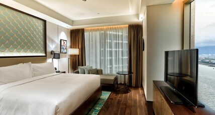 Hilton Da Nang Room Type - KING GUEST RM RIVER VW