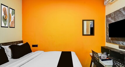 Hotel O Srirampura Metro Station Formerly Broadway Inn Room Type - Deluxe Hotel O Srirampura Metro Station Formerly Broadway Inn Room Type - Deluxe