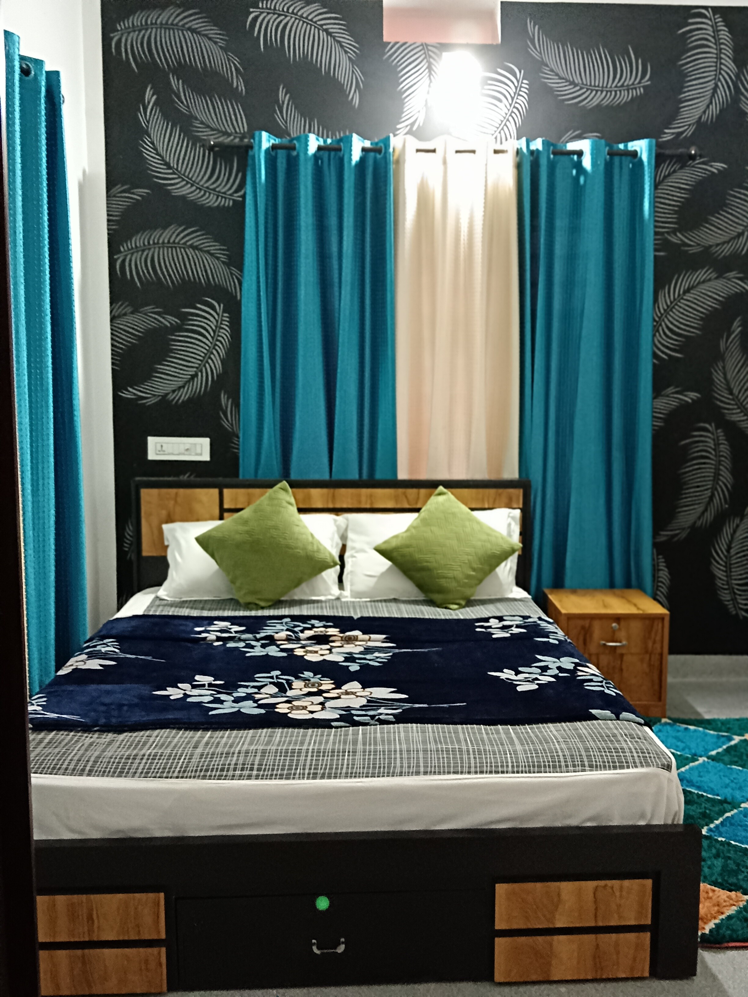 Royal Valley Serviced Villa - Tap to explore photos