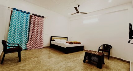 Hotel Cosy Home Room Type - Deluxe room