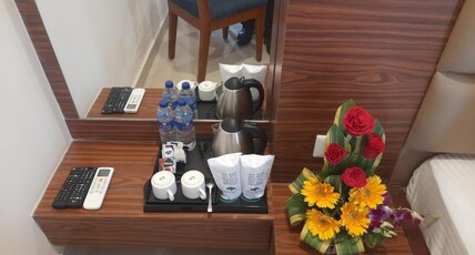 Amar Tree Express Hotel Room Type - Deluxe Room