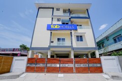 FabHotel Chrompet Stays Inn