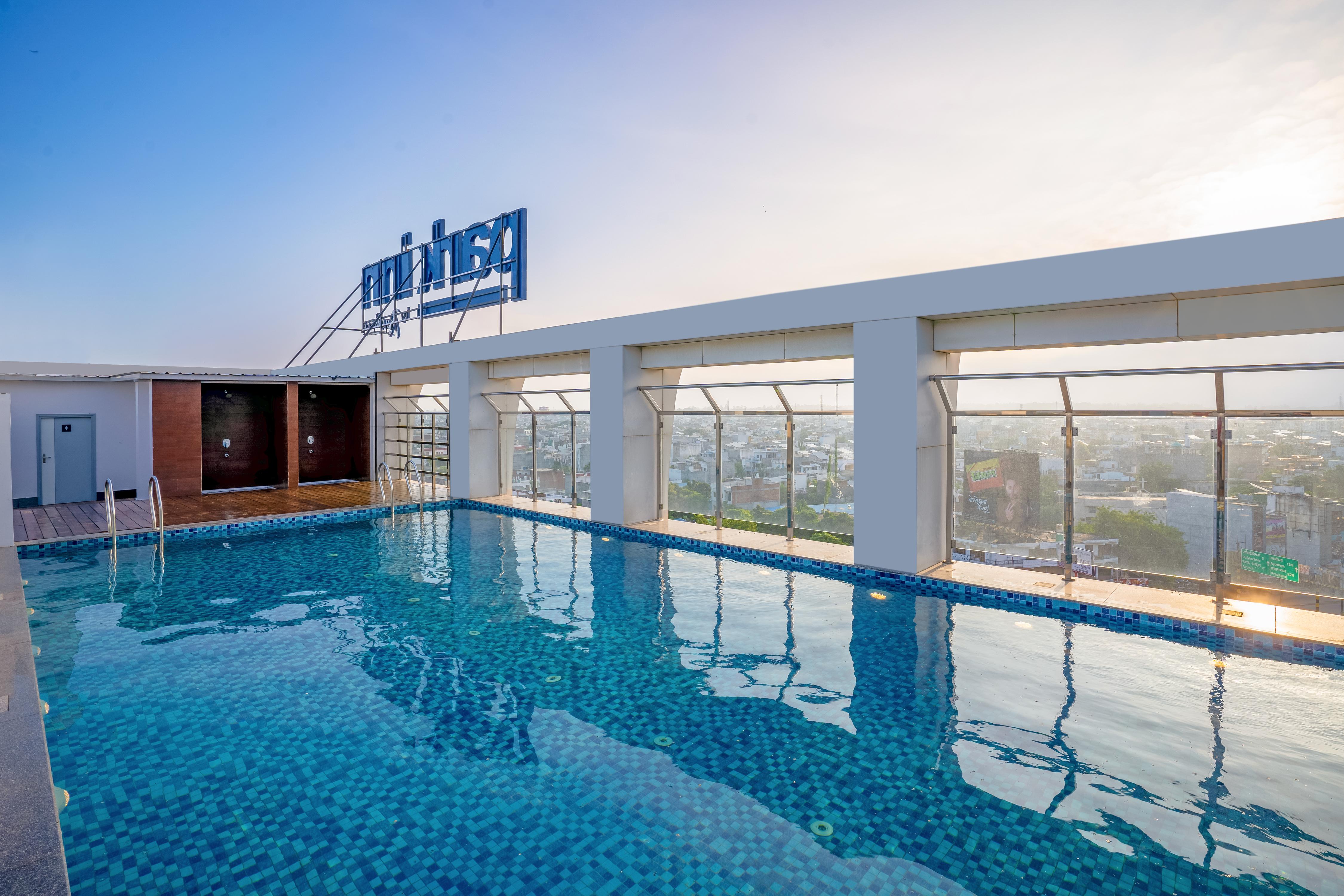 Park Inn by Radisson Lucknow - Tap to explore photos