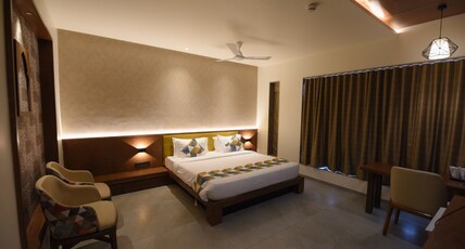 HOTEL THE PRAMUKH Room Type - Business Club