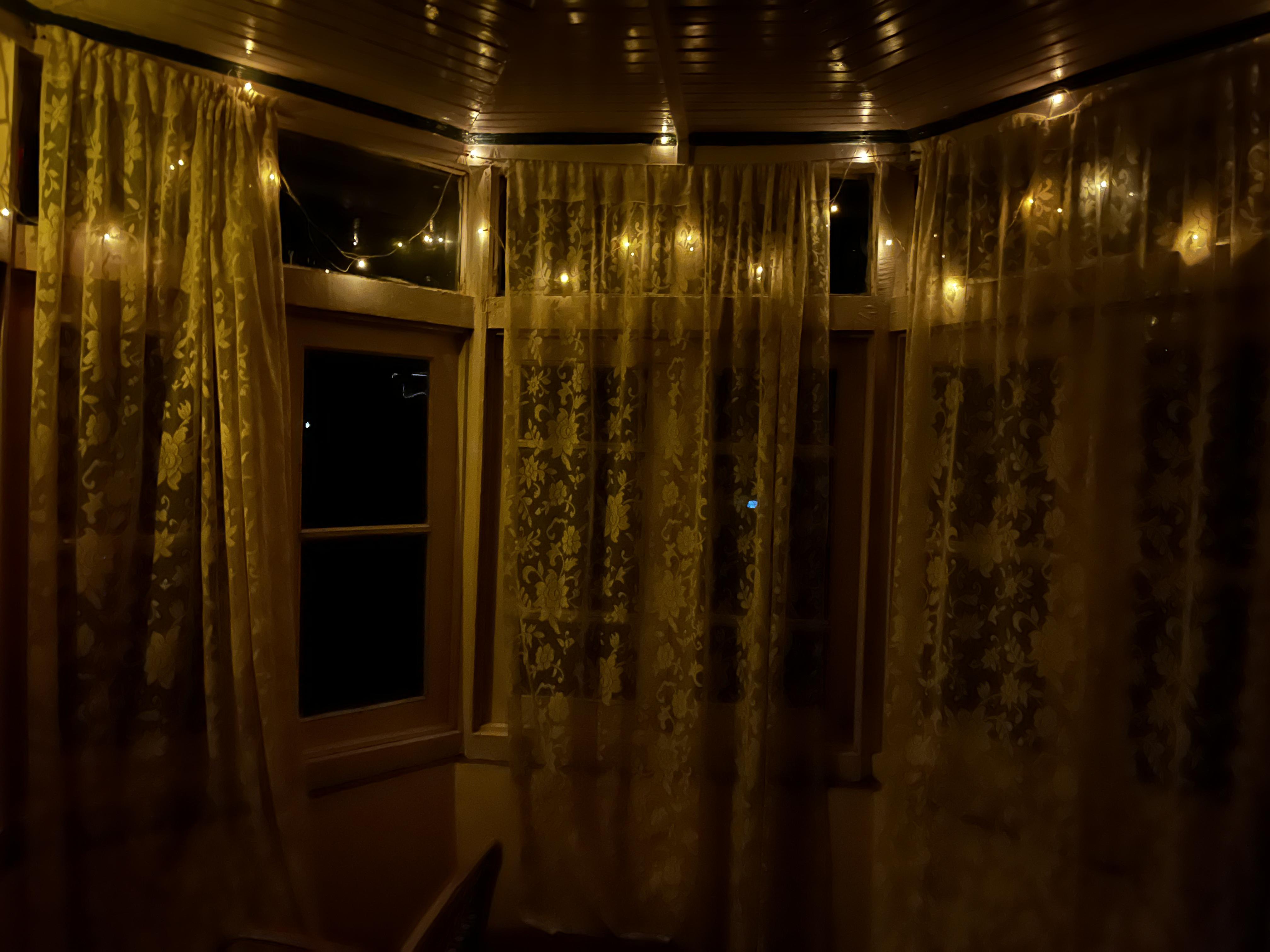 Dream Hills Homestay Pahalgam - Tap to explore photos