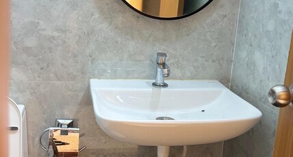 BAEL TREE HOTEL Room Type - Executive Twin