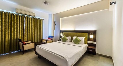 Copper Folia Room Type - Deluxe Room