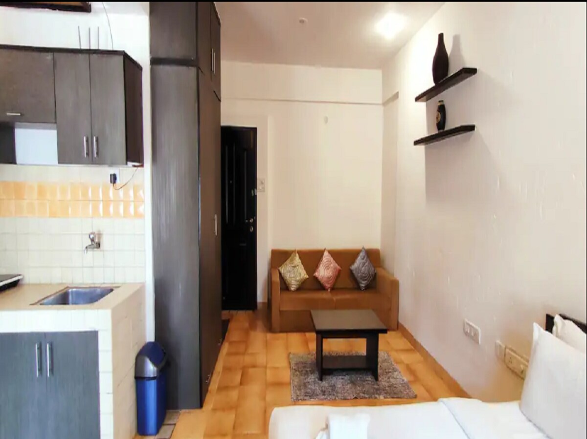 TravelKrafts Luxury Studio | Entire Apartment - Tap to explore photos