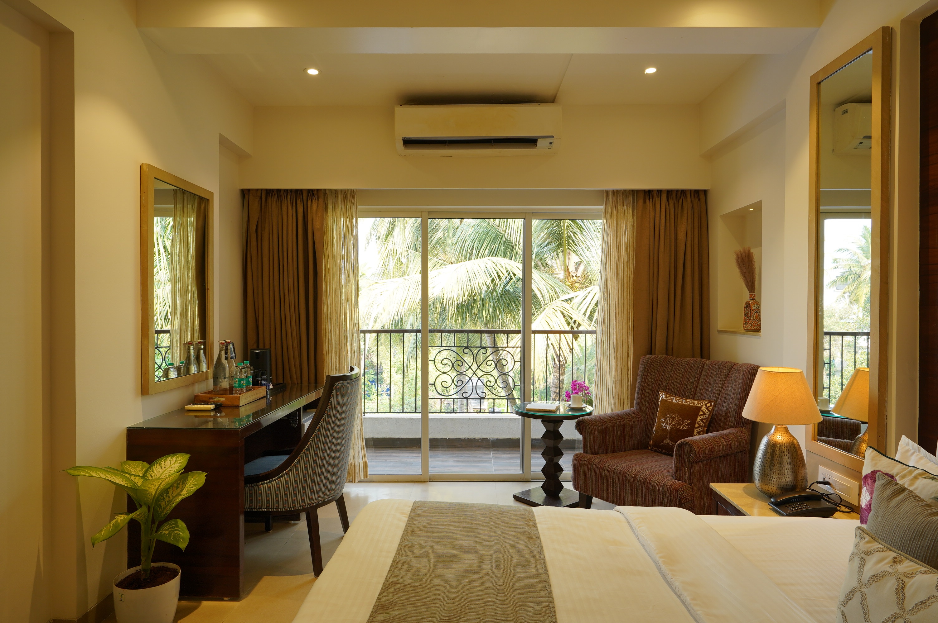 Perfectstayz Premium Grand Inn - Tap to explore photos