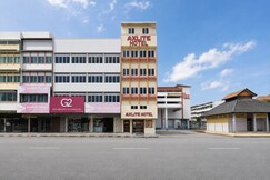 Collection O Axlite Hotel