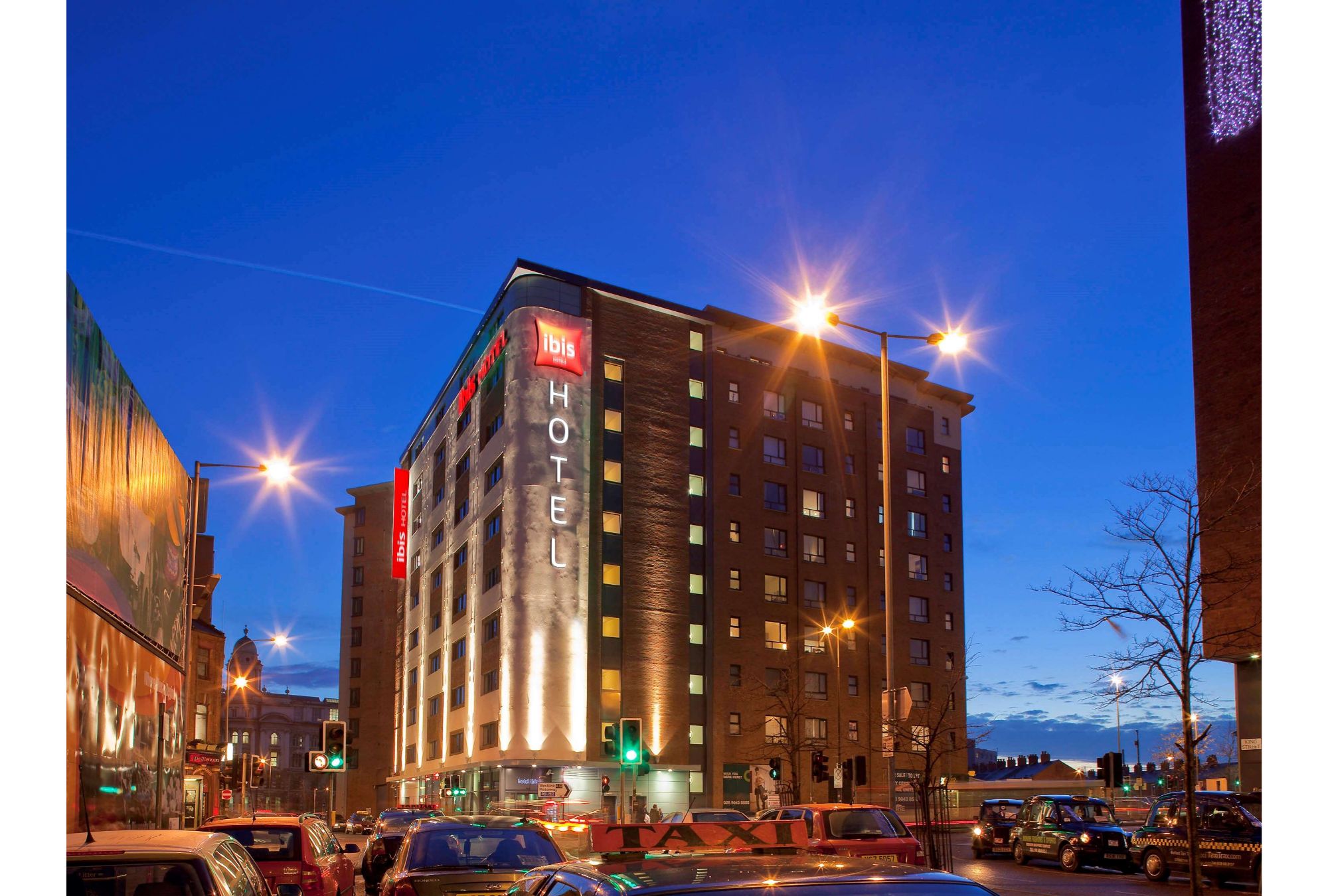 ibis Belfast City Centre - Tap to explore photos